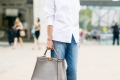 How_to_wear_the_white_shirt_(1)