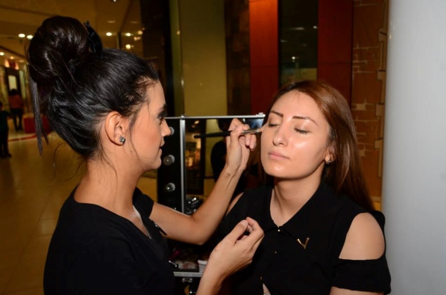 make-up session by Flormar la Liberty Center