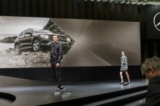 Fashion & Cars: Mercedes-Benz GLC,