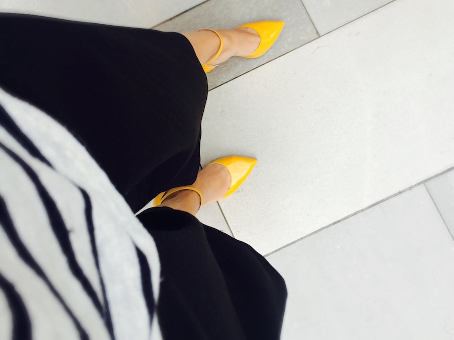 Compeed_yellow_shoes